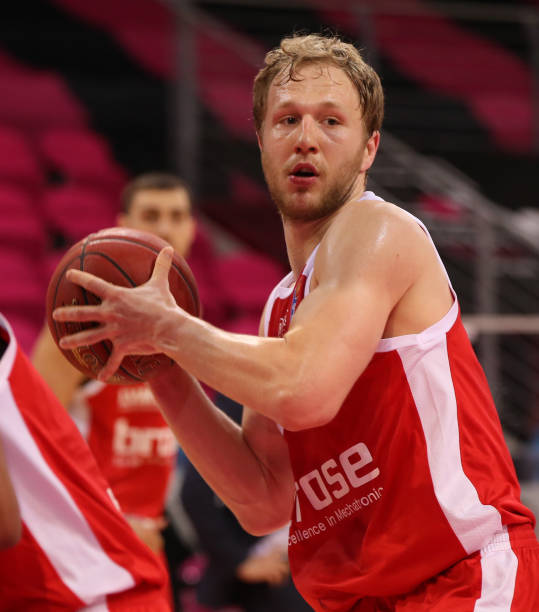 力的门将来 力的门将来