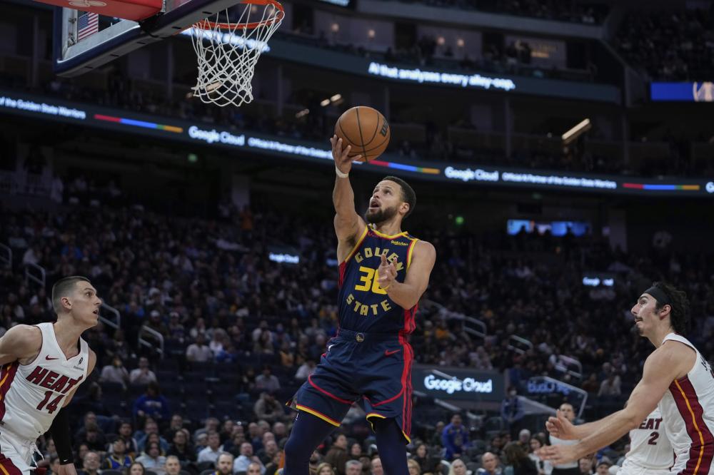 教练在排兵 教练在排兵