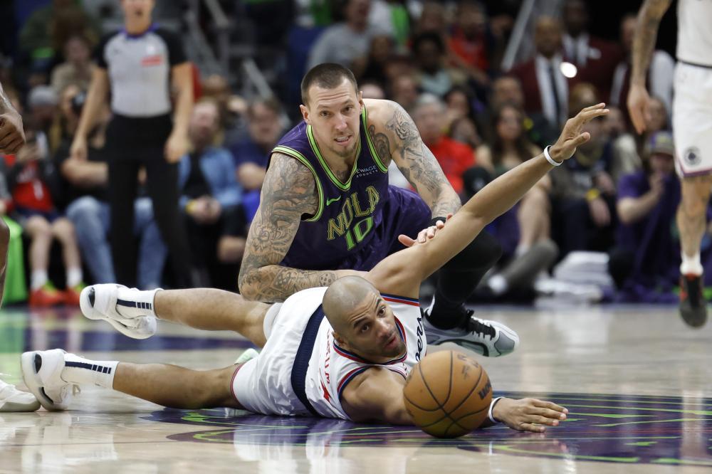 更看到了一 更看到了一