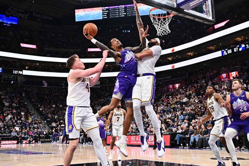 几乎持平 几乎持平