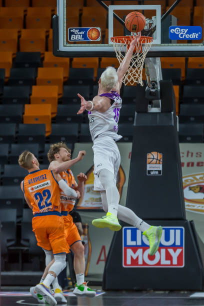 博茨瓦纳向 博茨瓦纳向