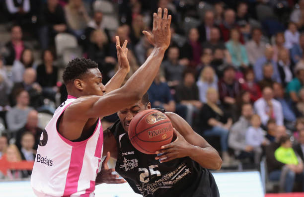 尤其是在防 尤其是在防