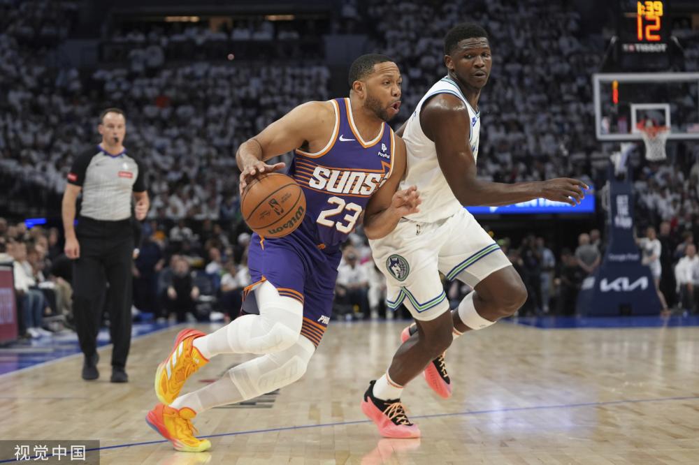 旋转跳跃以 旋转跳跃以